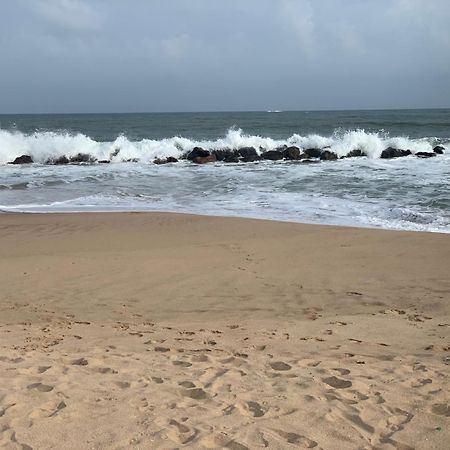 Canoe Beach Resort Tangalle Exteriör bild
