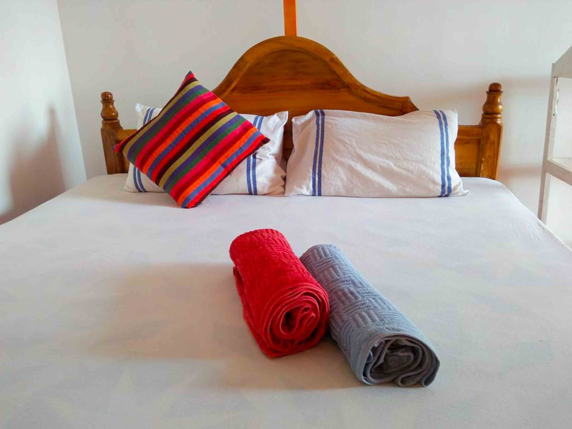 Canoe Beach Resort Tangalle Exteriör bild
